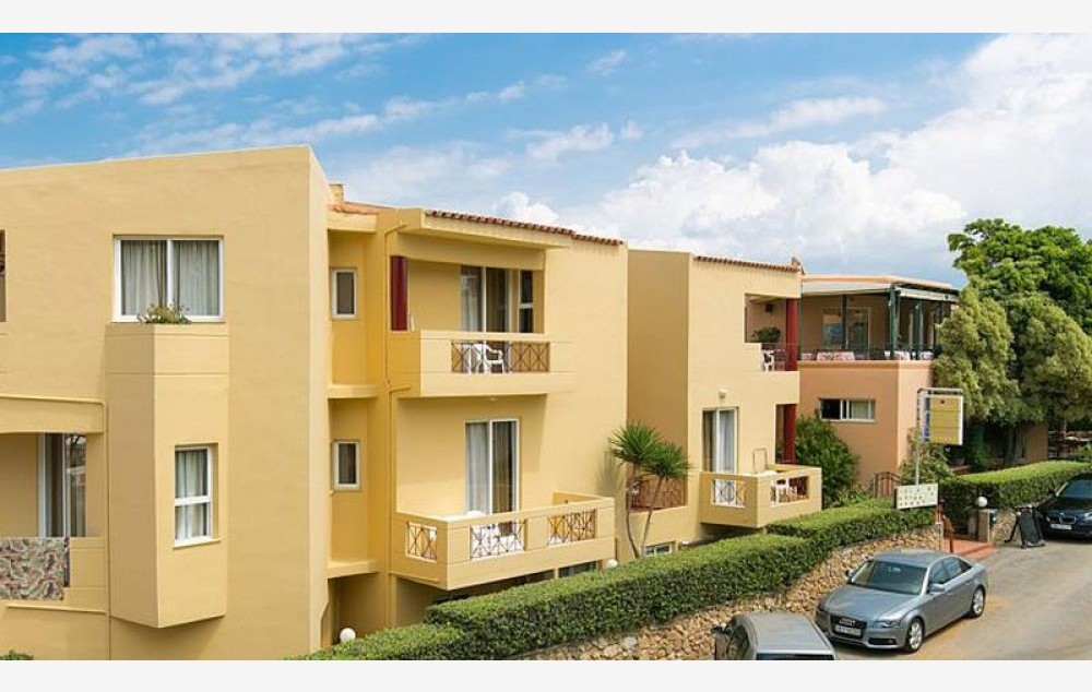 ELOTIA HOTEL 3* / Hanja