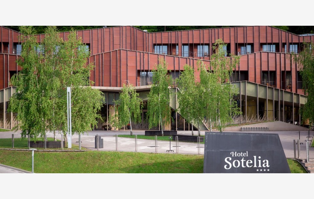 LETO U WELLNESS HOTELU SOTELIA 4*S / Olimia