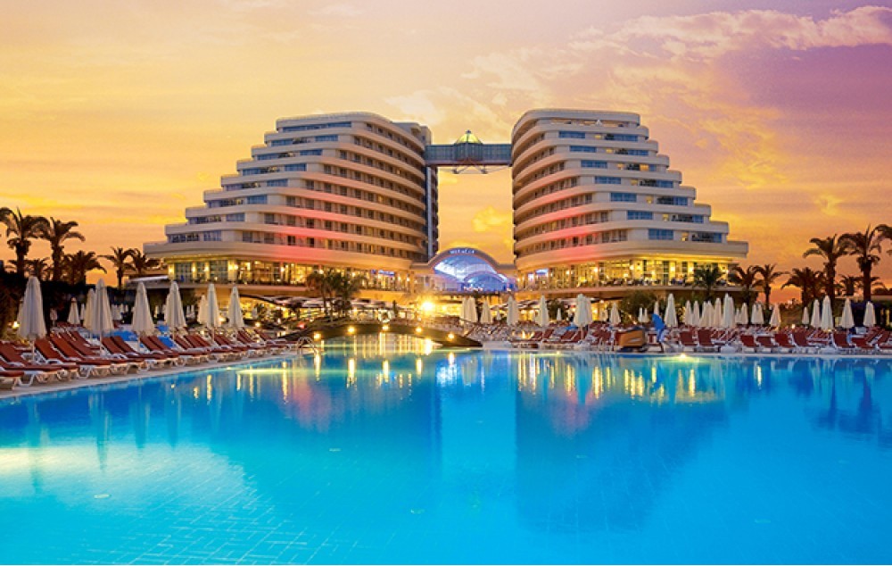 MIRACLE RESORT HOTEL 5* / Hoteli 5*