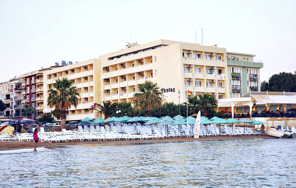 TUNTAS BEACH HOTEL 3* / Hoteli 3*