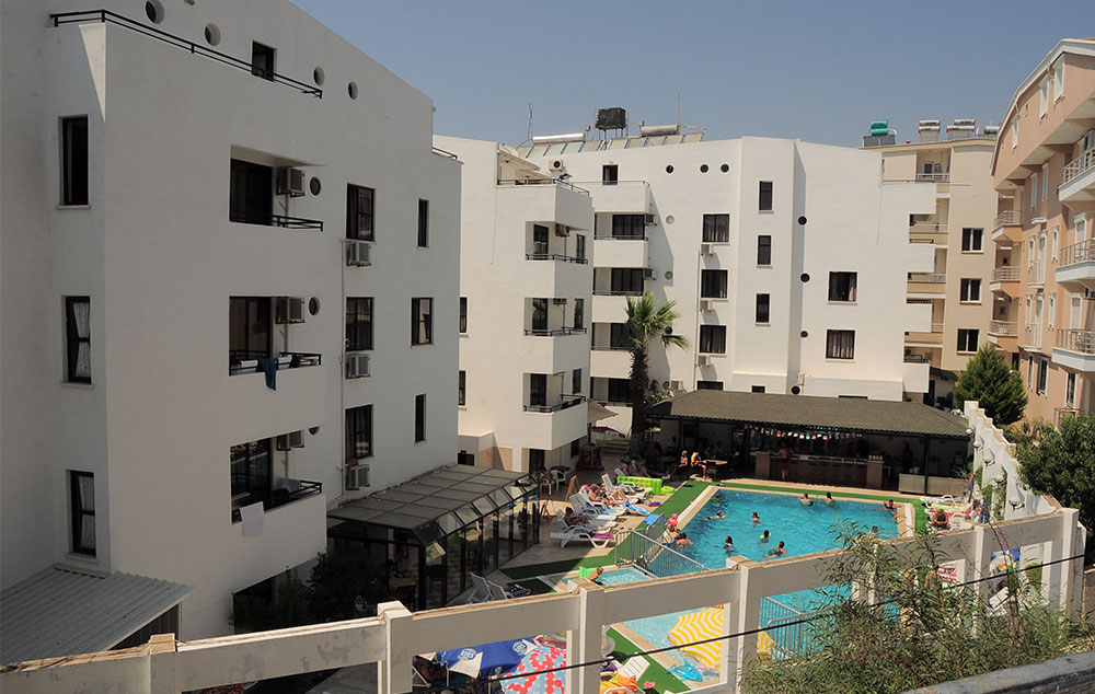 TUNTAS SUITES ALTINKUM / Apartmani