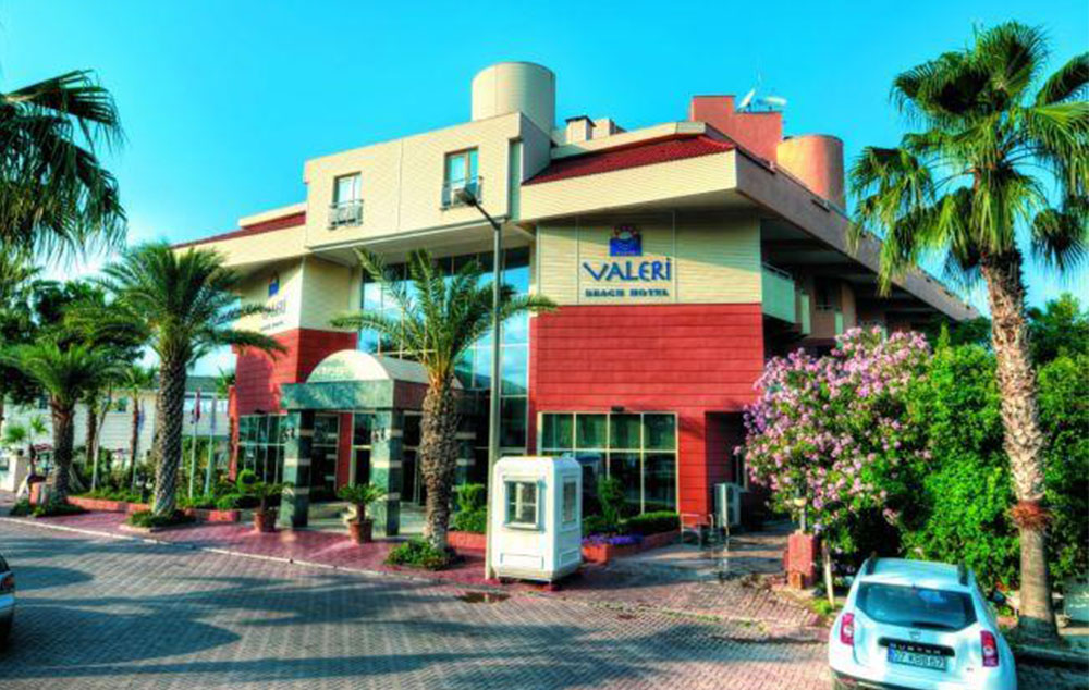 VALERI BEACH HOTEL 3*+ / Hoteli 3*